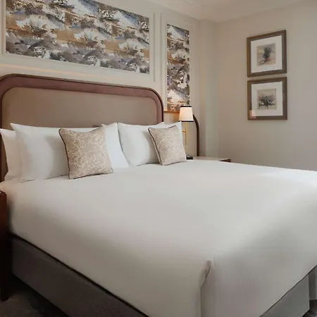 The Caledonian Edinburgh, Curio Collection By Hilton Hotel Exterior photo A bedroom at The Savoy
